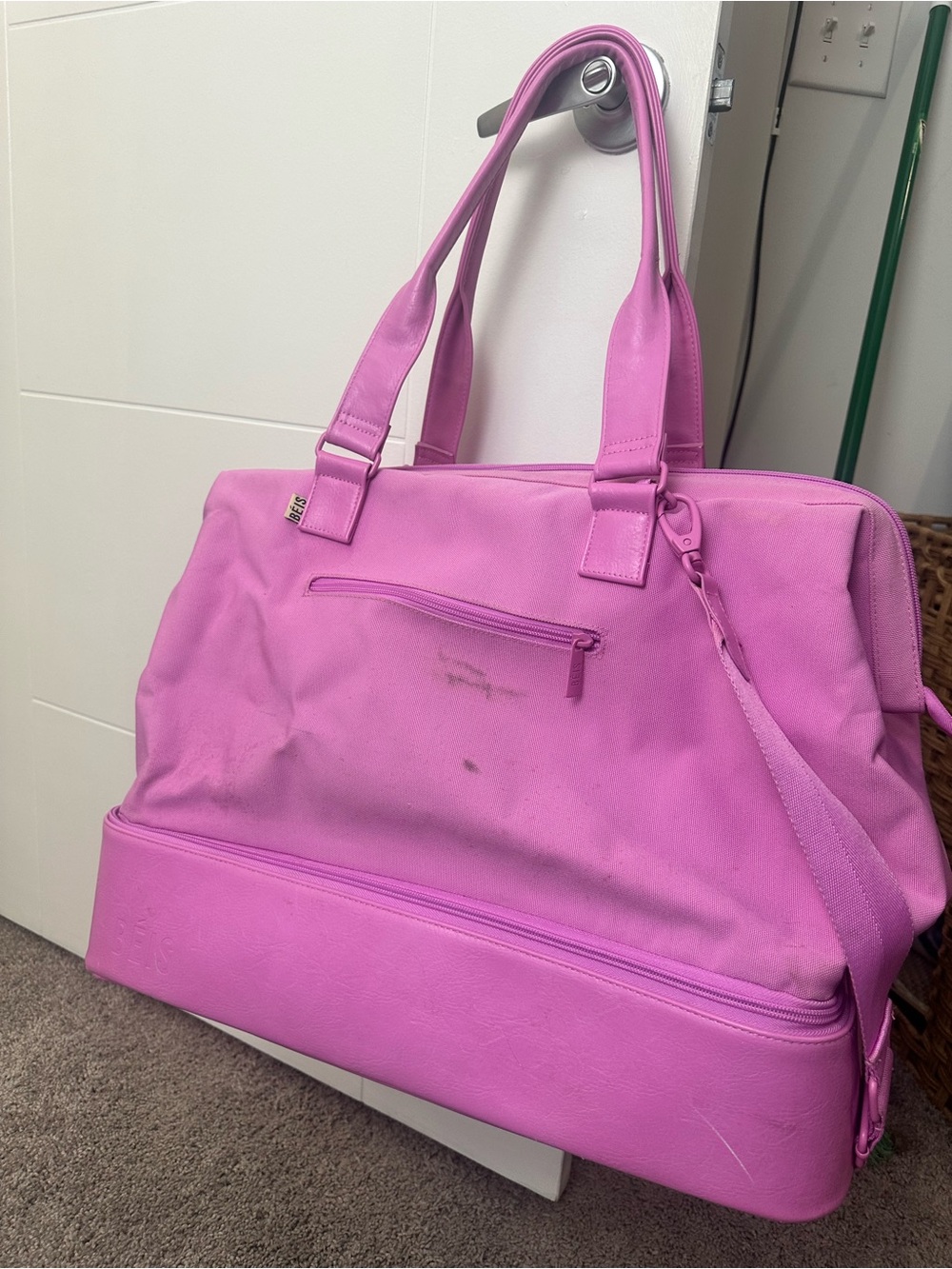 Beis - The Weekender in Berry